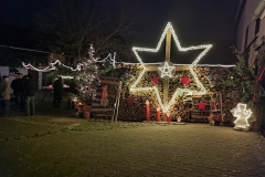 Walddachsbach im Hof der Familie Beck 9